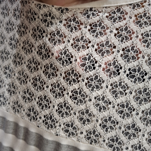 Market & Spruce top medium - Picture 8 of 9